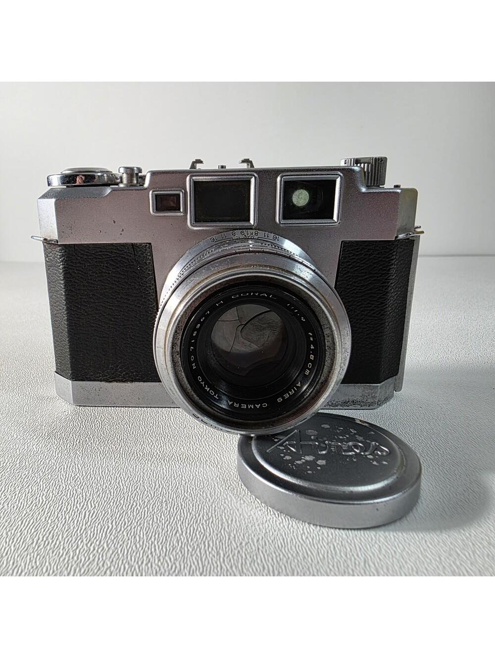Aires 35 III L - H Coral 4.5cm f1.9 Film Camera For PARTS/REPAIR - AS IS